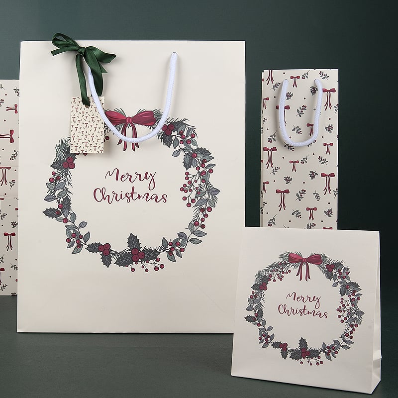 Winter Bows & Berries