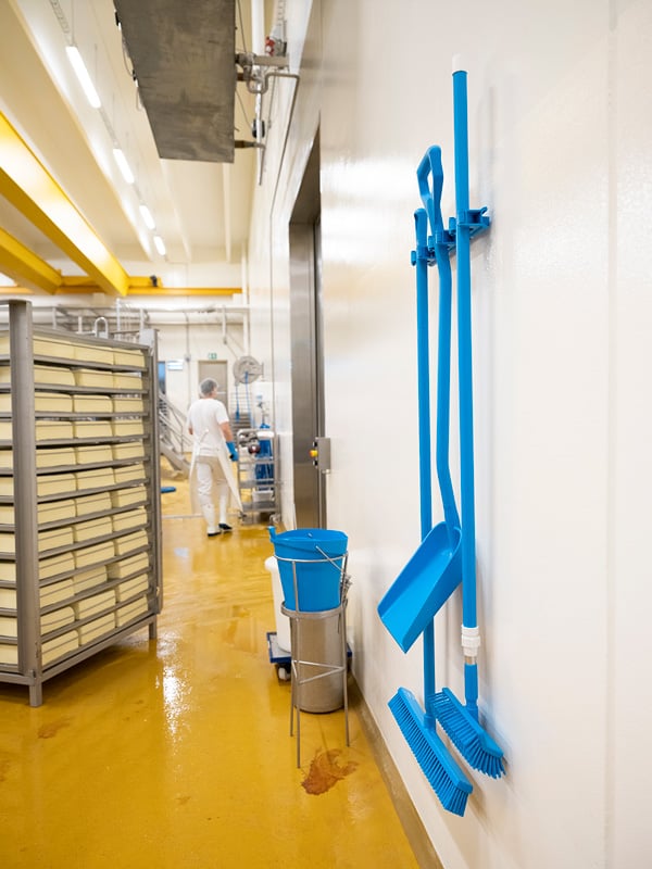 Vikan Hygienisk Hi-Flex Veggoppheng System - 2